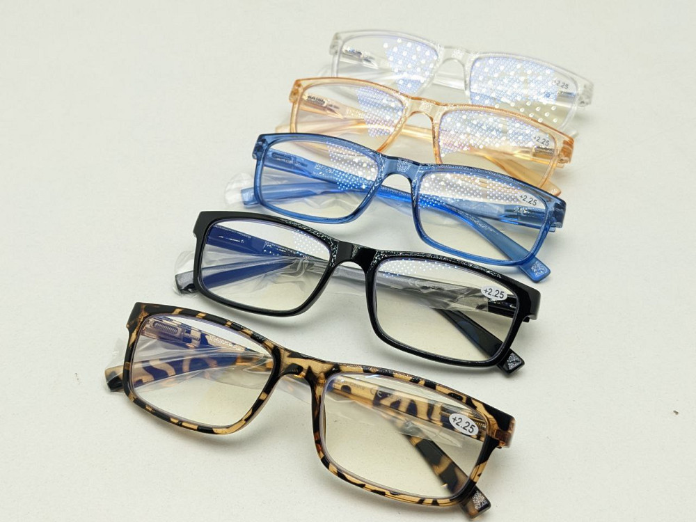 Окуляри для зору в пластиковій оправі та пластиковими дужками 11681 Луцк - изображение 1