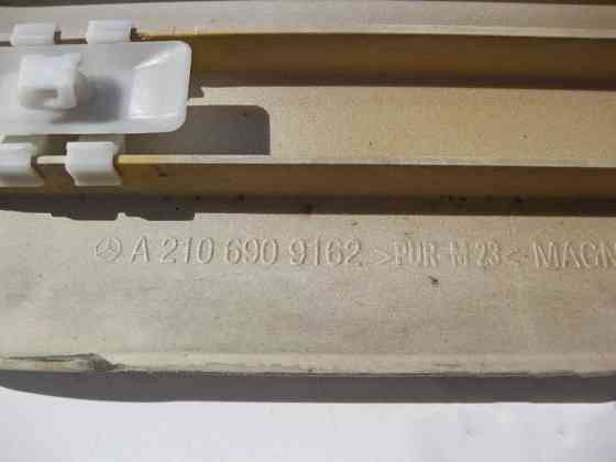 Mercedes-Benz  A2106909162 Молдинг задніх лівих дверей без хрому E-Class W210 Classic Одесса