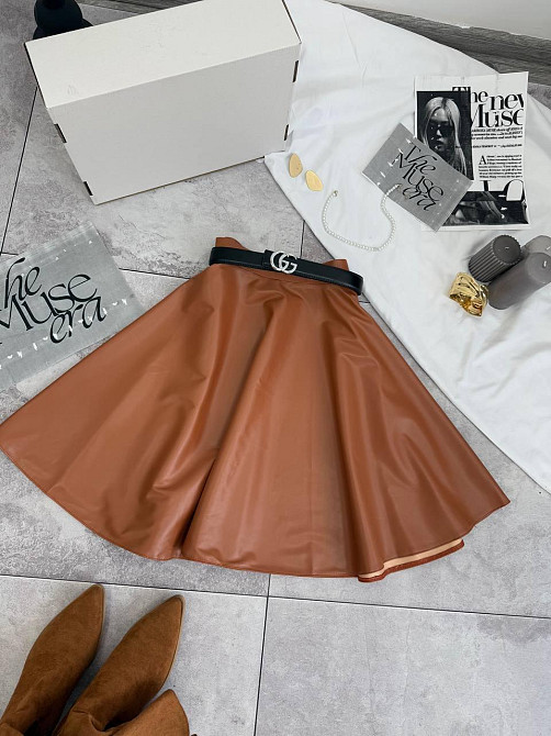 Женская базовая юбка солнце из эко-кожи Коричневый, 46/48 Одесса - изображение 1