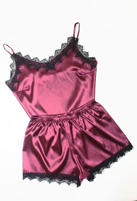 Піжама жіноча атласна майка і шорти з мереживом Бордовий 56 Харків - фото 8