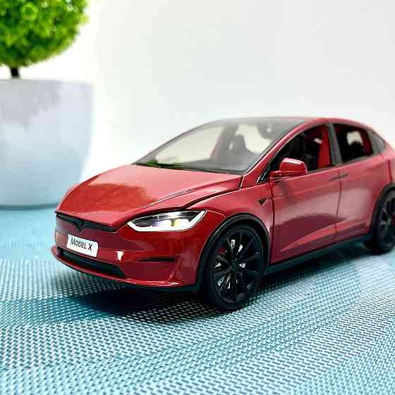 Машина Автосвіт Tesla Model X інерційна відчиняються двері капот багажник 17см Червона (AP-2004) Чернігів