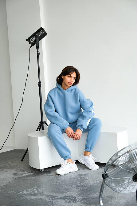 Женский стильный повседневный костюм Chicago с двойным капюшоном Голубой, 48/50 Одесса - изображение 4