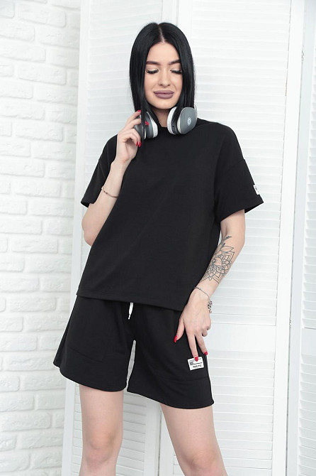 Трикотажный костюм с шортами 