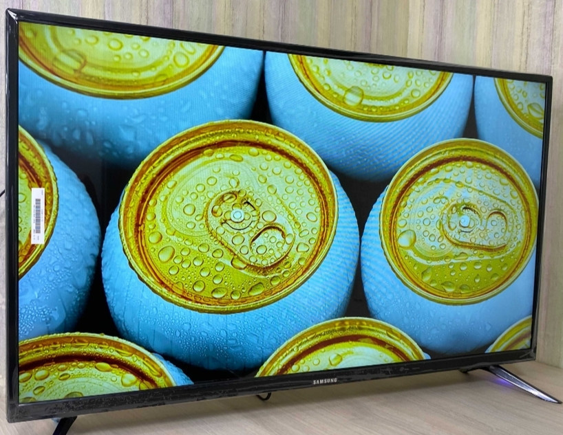 Тонкий телевизор Samsung 34