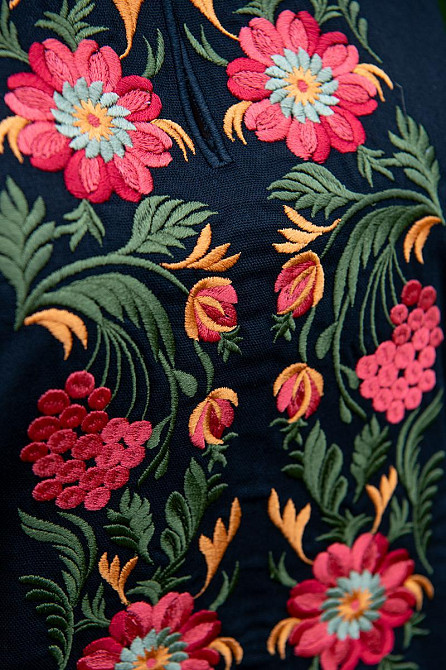 Вышиванка женская с длинным рукавом  льняная, черная  топ Киев - изображение 6