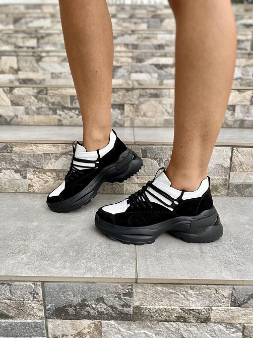 RONE Кросівки жіночі RONE 019 біло/чорні (весна-осінь, шкіра+замша натуральна) (4139) лише 39р. Коломия - фото 2