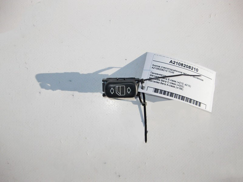 Mercedes-Benz  A2108208210 7C45 Кнопка склопідйомника заднього пасажира E-Class W210 C-Class W202 A-Class W168 Одесса - изображение 1