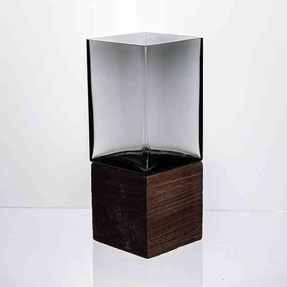 Ваза для квітів квадратная скляна 10×10×25 (см) декоративна ваза 1.5 (л) із товстого скла HP-19-160-3 Київ