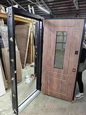 Двері вхідні SARMAK Люкс термо Геліос  дерев'яна панель ArWood Ral 7016 Орех / Горіх Світлий 860x2040 мм праві Київ