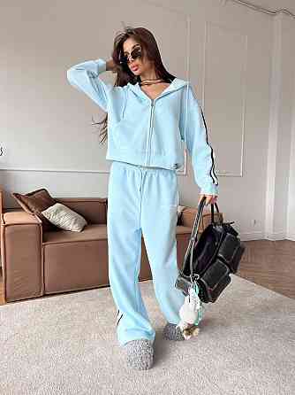 Женский спортивный оверсайз костюм двойка: кофта и штаны с лампасами Одесса