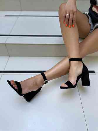 SANTINI Босоніжки жіночі чорні з натуральної замші SANTINI 957365-21 літні відкриті / Босоніжки Коломия