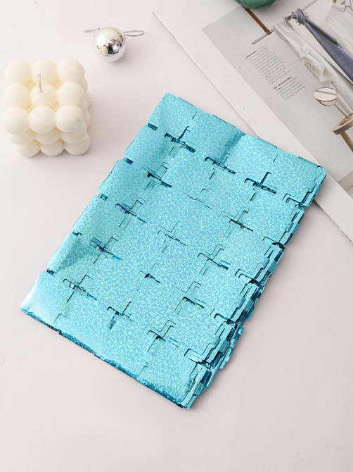 Дождик для фотозоны кубиками с голограммой 2 м на 1 м голубой Киев - изображение 3