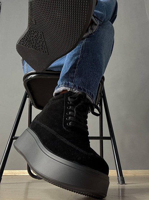Ботинки женские Hengji 280-6 зимние на меху на темной подошве замшевые черные, 39, 24,5 см Киев - изображение 12