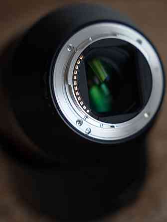 Объектив: Samsung AF 85mm. 1.4 SONY E. Киев