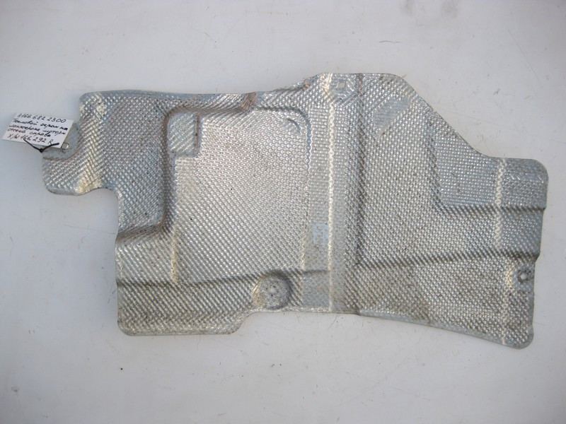 Mercedes-Benz  A1666822300 Захисний тепловий екран моторний відсік праворуч на лонжероні ML GLE W166 GL GLS X166 Одеса - фото 1