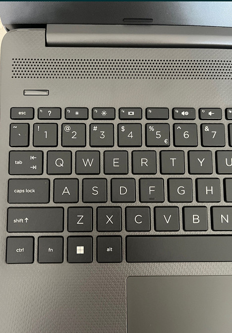 Ноутбук: HP 250 G9 Dark Ash Silver (9M3J8AT) Київ - фото 2