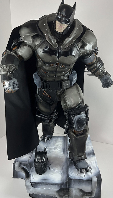 Фігурка Бетмен з гри Batman Arkham Origins з підсвіткою. Харків - фото 6