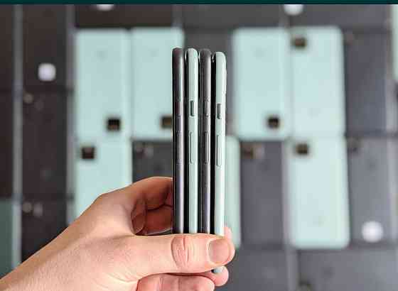Смартфон Google Pixel 5 8/128Gb Green/Black Киев