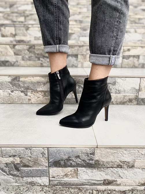 Nivelle Черевики жіночі NIVELLE чорні натуральна шкіра 38р. каблук 10см (5411/91-9535) Коломия - фото 9