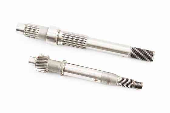 Вал редуктора вторинний довгий + первинний, к-кт 2шт Киев