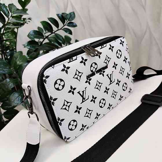 Брендова жіноча сумка. Жіноча сумка маленька через плече. Київ