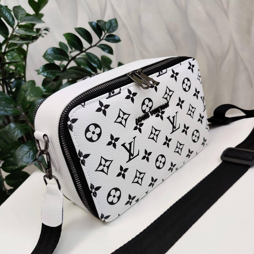 Брендовая женская сумка. Женская сумка маленькая через плечо. Киев - изображение 4