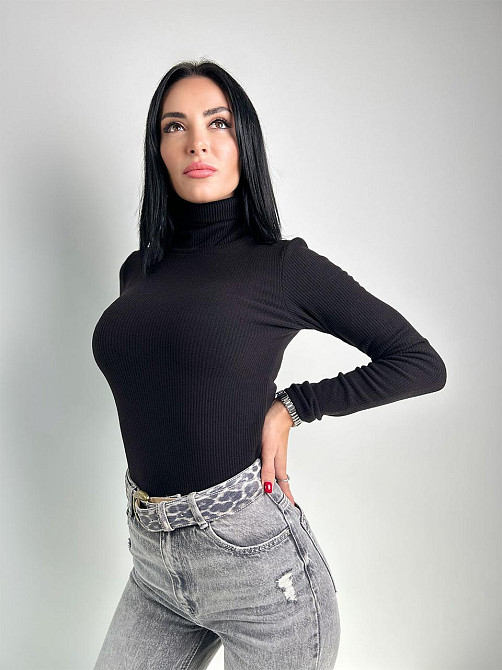 Жіночий теплий гольф в рубчик "Cool" оптом | Батал 54-56, Чорний Київ - фото 1