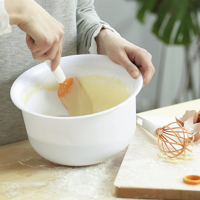 Кухонний Скребок (Шпатель) для тіста Fiskars "Functional Form" (1023615) Силікон Нововолинськ - фото 6