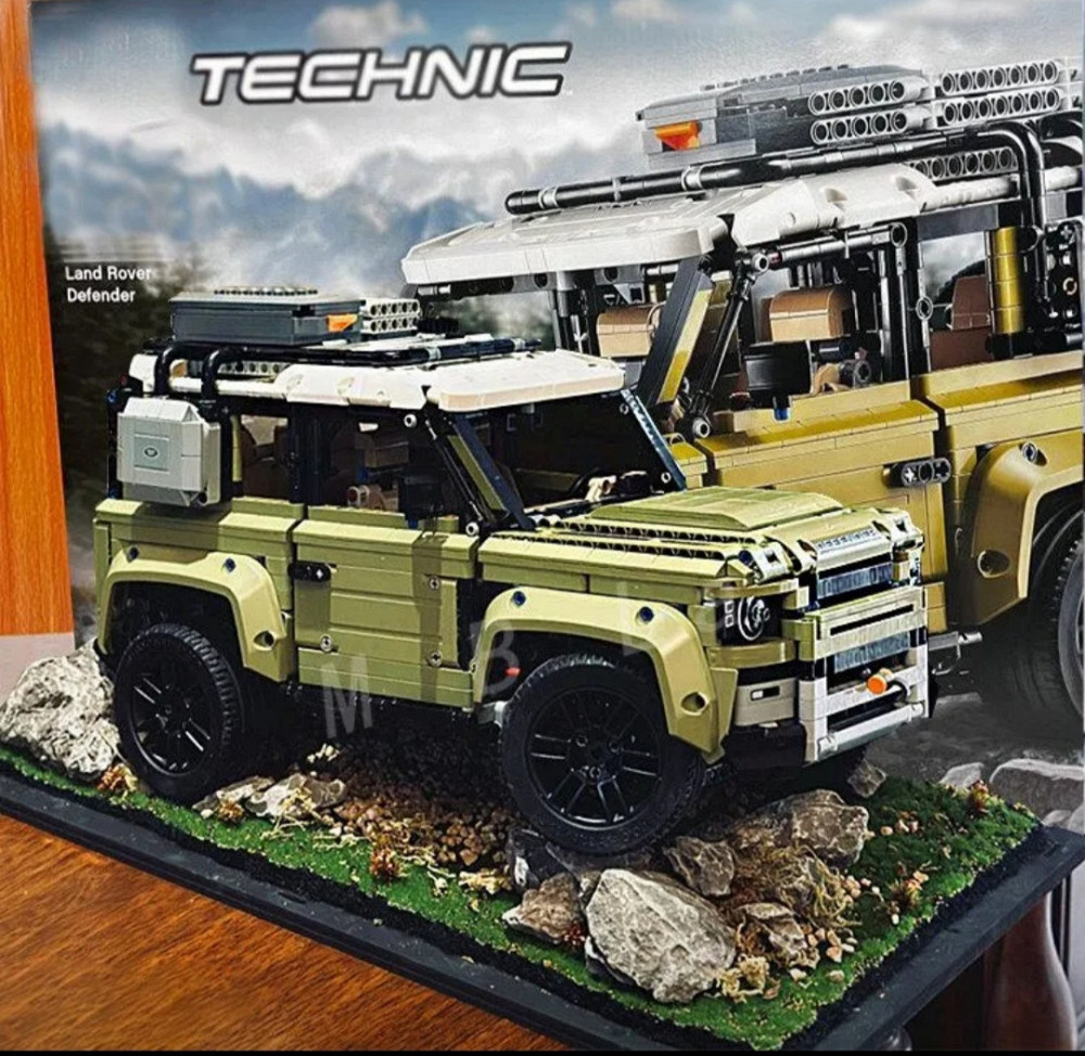 Конструктор Technic Land Rover Defender 42110, Ленд Ровер 4×4, 2573 детали Киев - изображение 5