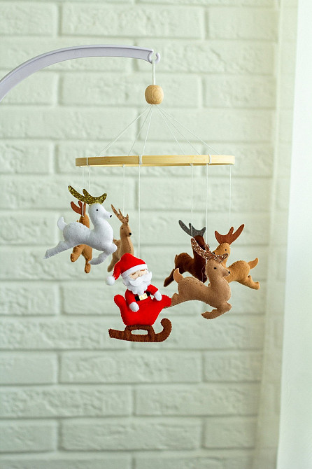 Дитячий музичний мобіль на ліжечко для немовлят WooolyWool «Санта» з 35 мелодіями Київ - фото 5