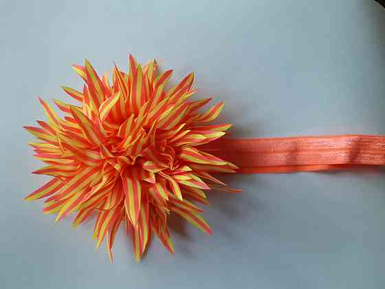 Пов'язка дитяча з квіткою помаранчева - розмір квітки близько 9 см, окружність 34-46см Київ