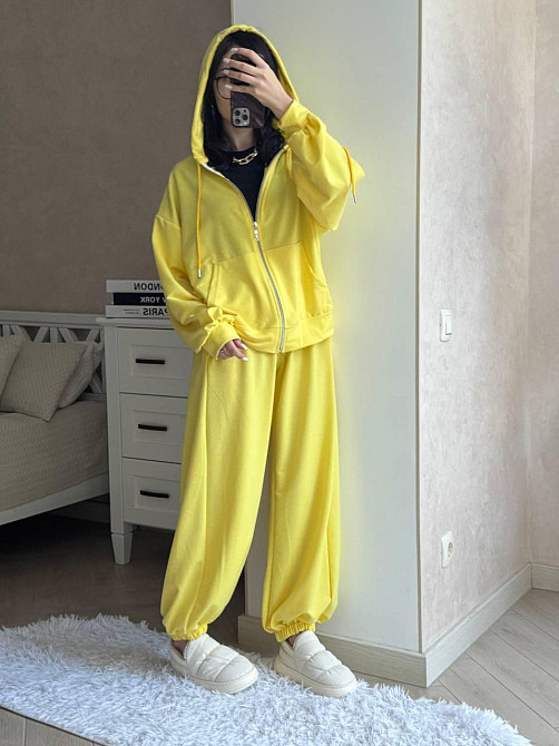 Жіночий прогулянковий оверсайз костюм-двійка: кофта та штани двонитка Жовтий Одеса - фото 2