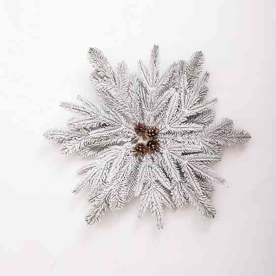 Lugi Штучний підсвічник вінок Новорічний з декором засніженим на 1 свічку SOK-O-4 Коломия