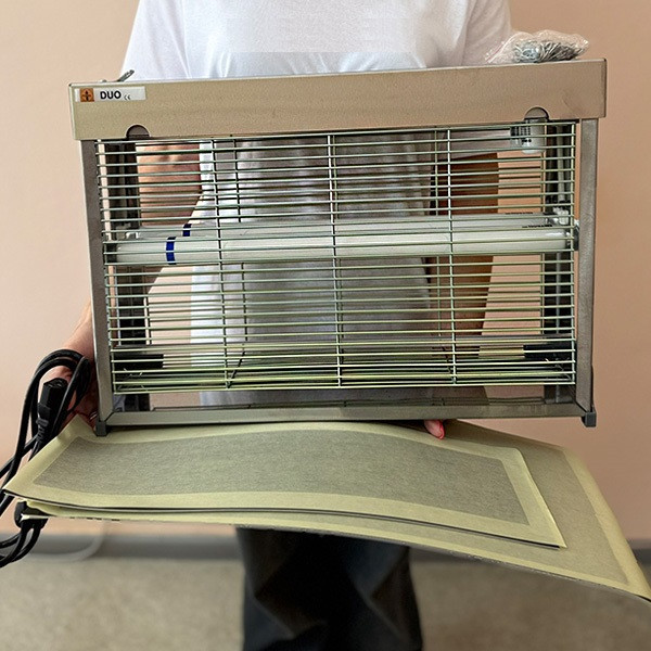 Уничтожитель двусторонний с клейкой бумагой Pomel DUO LT-30 Днепр - изображение 2