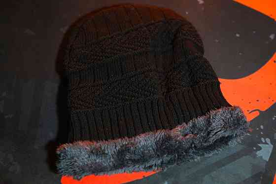 Зимова шапка з хутром Нова Київ