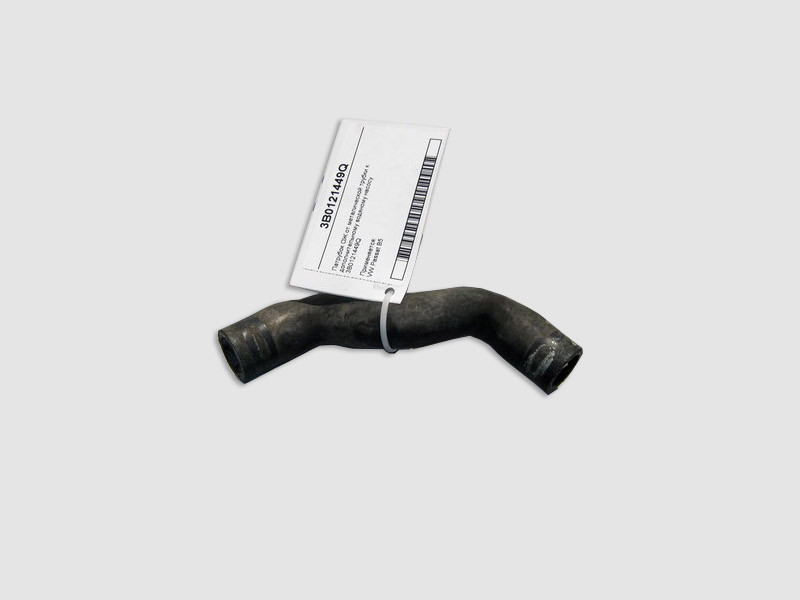 VAG  3B0121449Q Патрубок ОЖ від металевої трубки до додаткового водяного насосу VW Passat B5 Одеса - фото 2