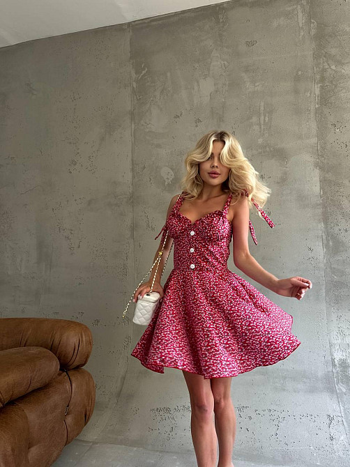 Жіночий романтичний мінікомбінезон у квітковий принт супер софт Червоний, 46/48 Одеса - фото 1