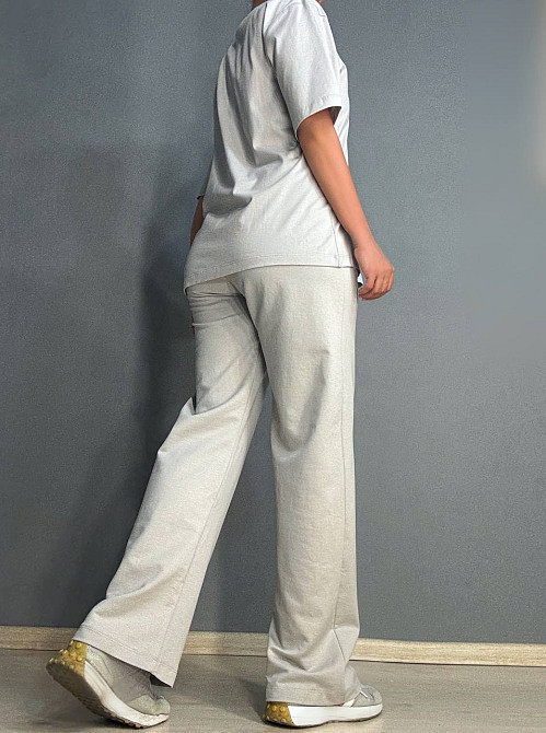 Костюм женский CAPPITONE 101183 с надписью футболка оверсайз и брюки палаццо серый, серый, L Киев - изображение 16