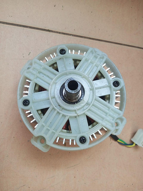 Двигатель Безсчеточный Аккумуляторной бесщеточной газонокосилки PARKSIDE PERFORMANCE PRMA 40-LI B2 Полтава - изображение 1