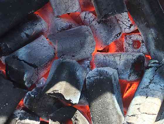 Деревно-вугільний екобрикет 10 кг GRILLI 77766 Код: 004635 Рівне