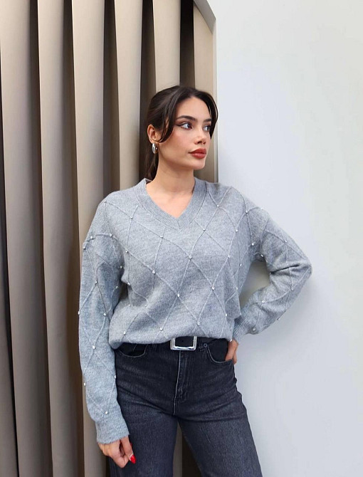 Жіночий светр оверсайз крою з камінчиками машинне в'язання Сірий Одеса - фото 3