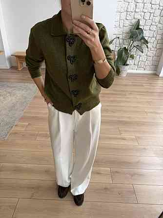 Жіночий укорочений кардиган із декоративними застібками у формі бантиків машинне в'язання Хакі Одеса