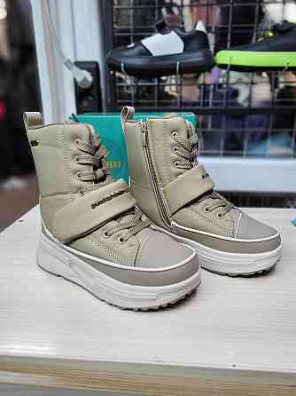 Детские бежевые зимние ботинки  для девочек   32 Николаев