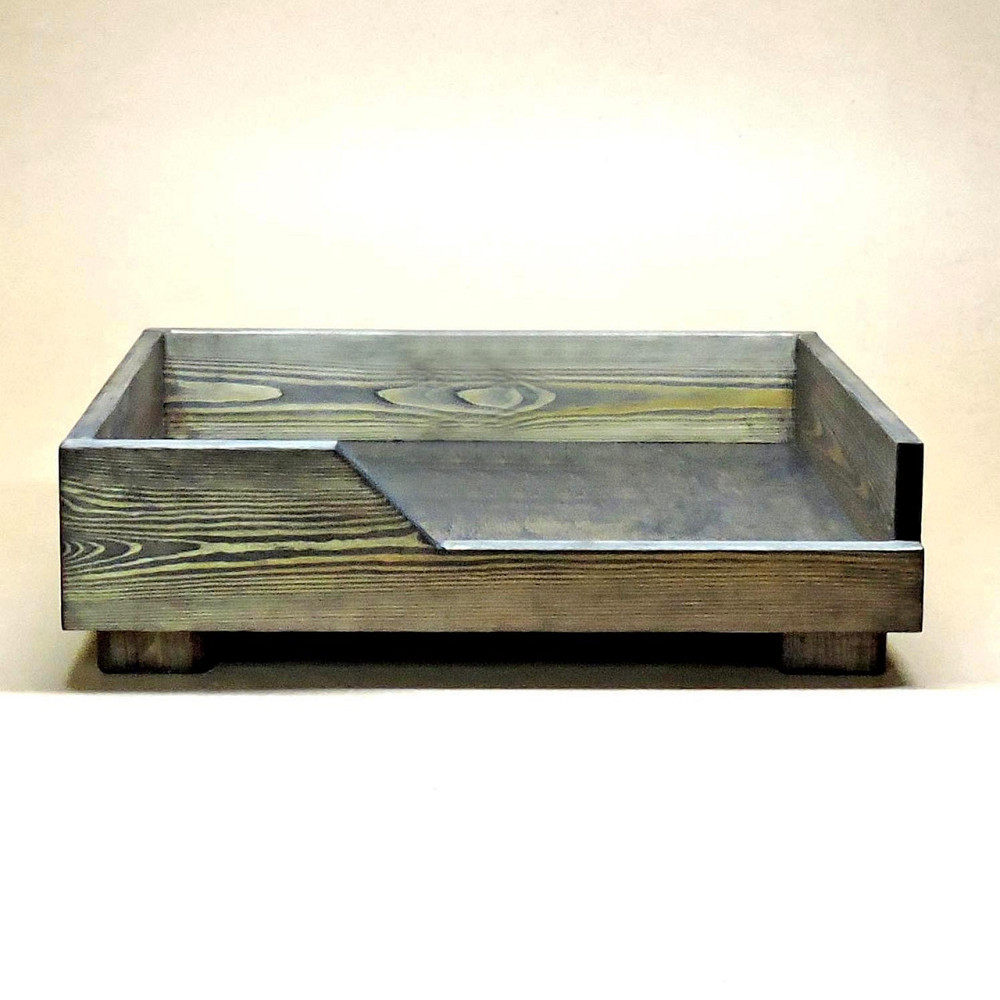 Лежак деревянный для собаки 