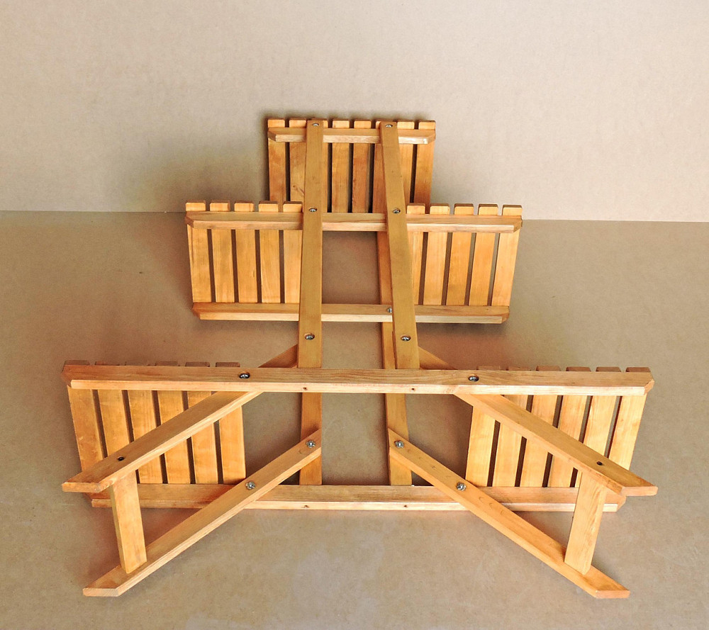 Подставка для цветов 