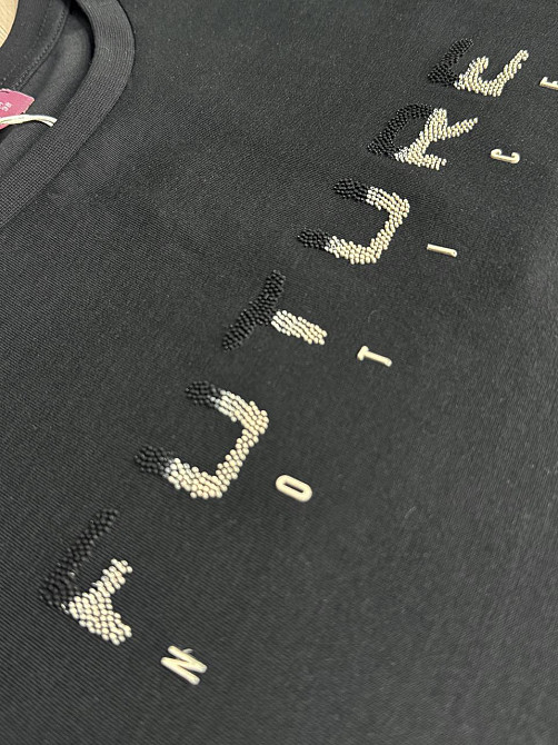 Костюм женский CAPPITONE 101183 с надписью футболка оверсайз и брюки палаццо черный, черный, M Киев - изображение 14