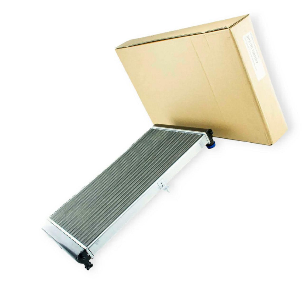 Радиатор двигателя 2110, 2111, 2112 универсальный охлаждения Мукачево - изображение 1