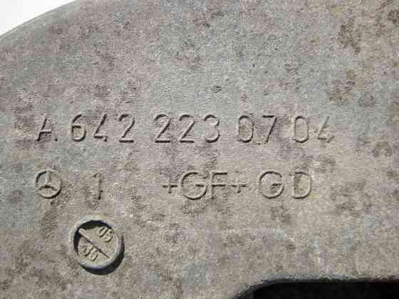 Mercedes-Benz  A6422230704 Кронштейн опори двигуна лівий OM642 V6 3.0 cdi E-Class W211 4matic Одесса