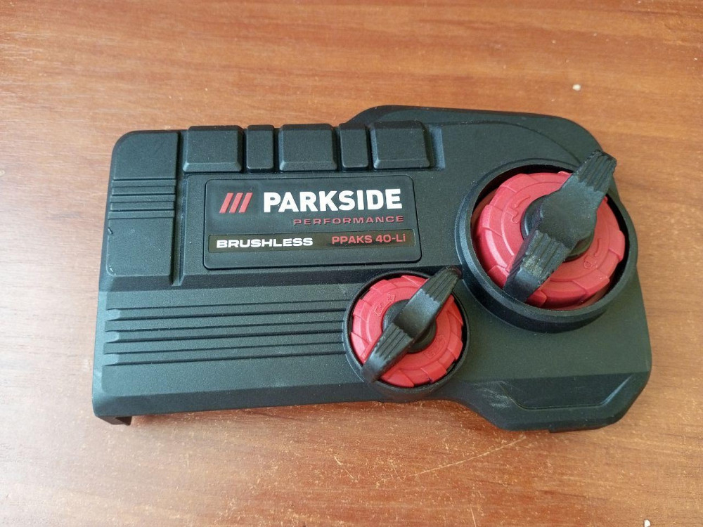 Кришка шини Акумуляторної ланцюгової пилки Parkside Performance PPKSA 40 Li B2 Полтава - фото 1