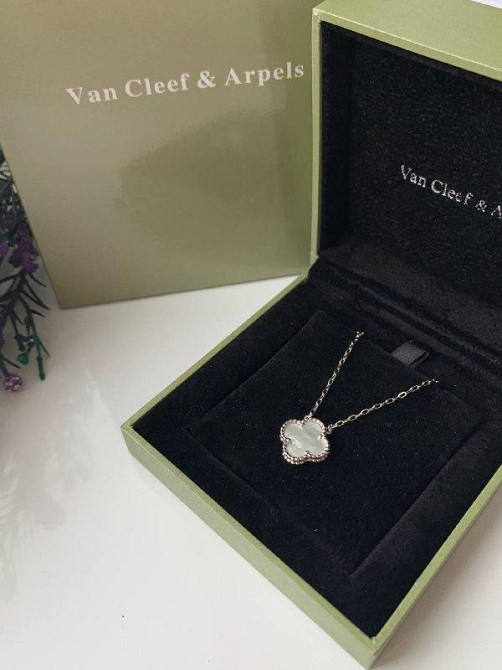 Цепочка Van Cleef на один клевер белая / натуральный перламутр / покрытие серебро и белое золото проба 750 Одесса - изображение 4